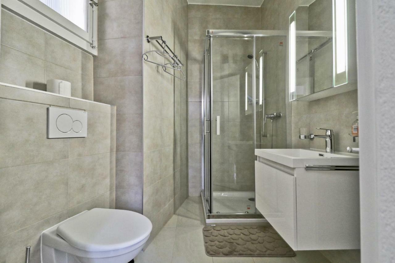 Charmant Appartement Au Coeur De Σιόν Εξωτερικό φωτογραφία